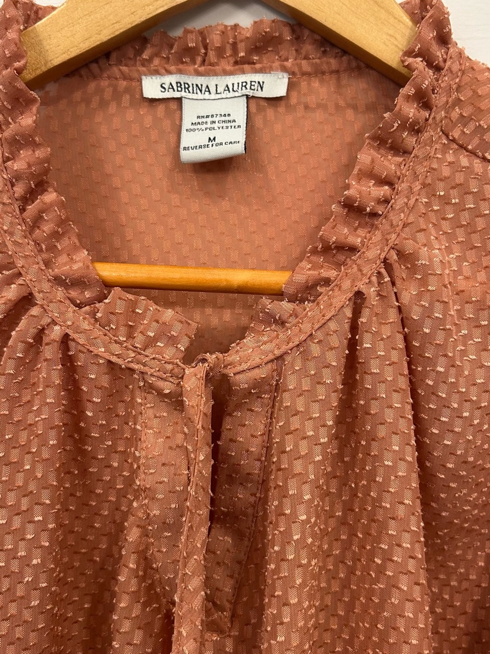 Sabrina Lauren Tie-Neck Peasant Blouse in Rust - Picture 3 of 4